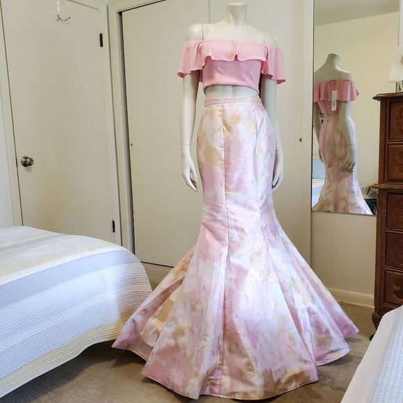 NWT Jovani Two Piece Pink Metallic Mermaid Prom Gown Size 2 - Picture 14 of 16